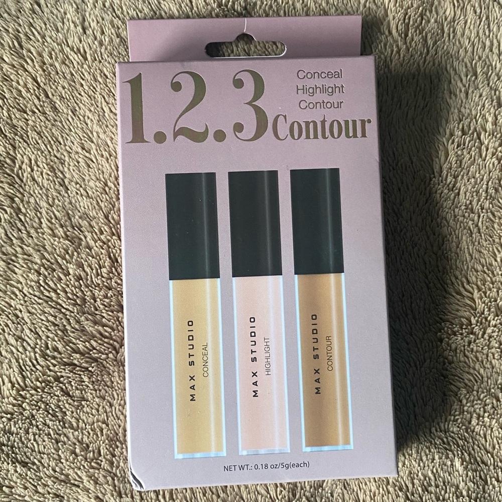 Max Studio 1.2.3 Contour Kit!